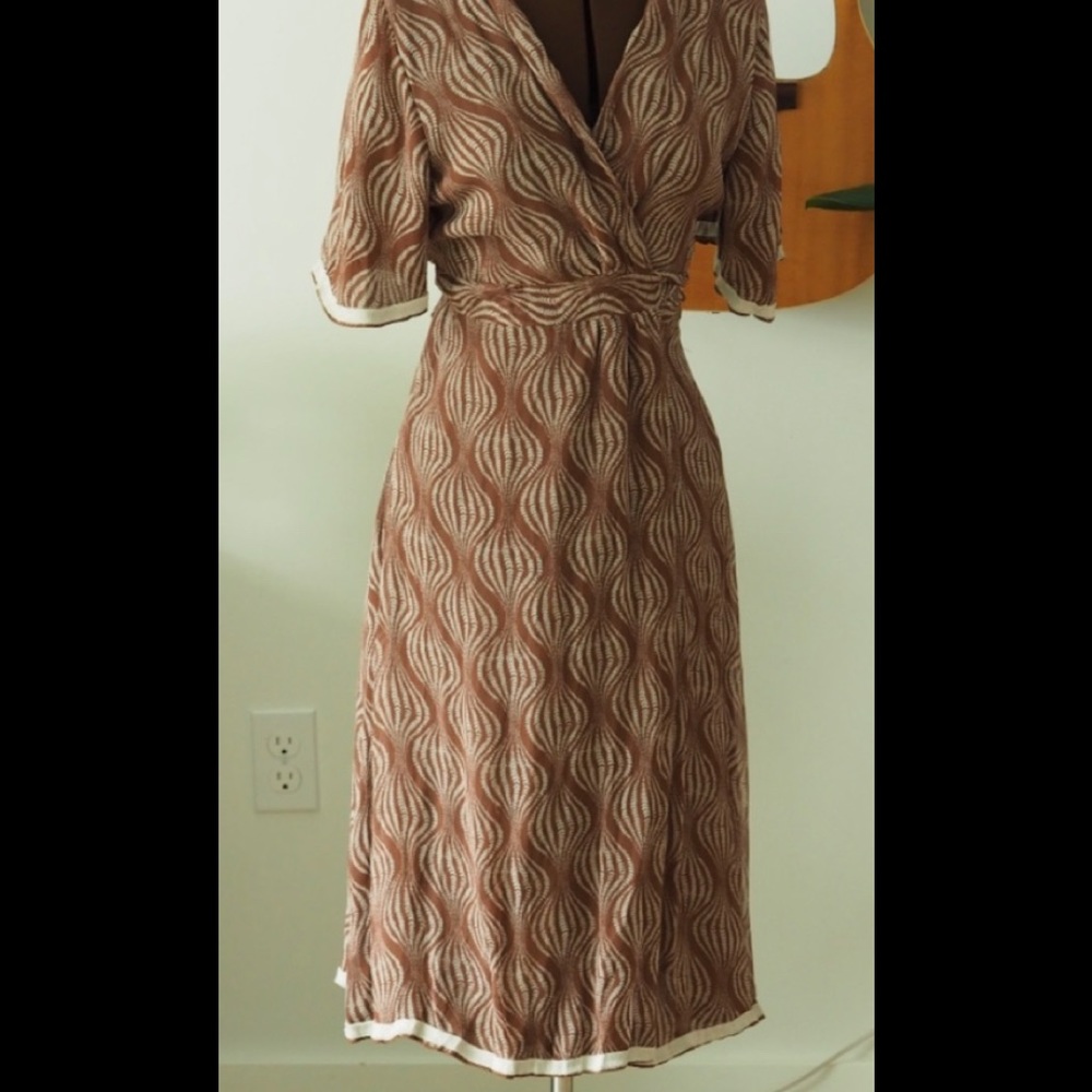 Vintage Brown and Cream Patterned Dress